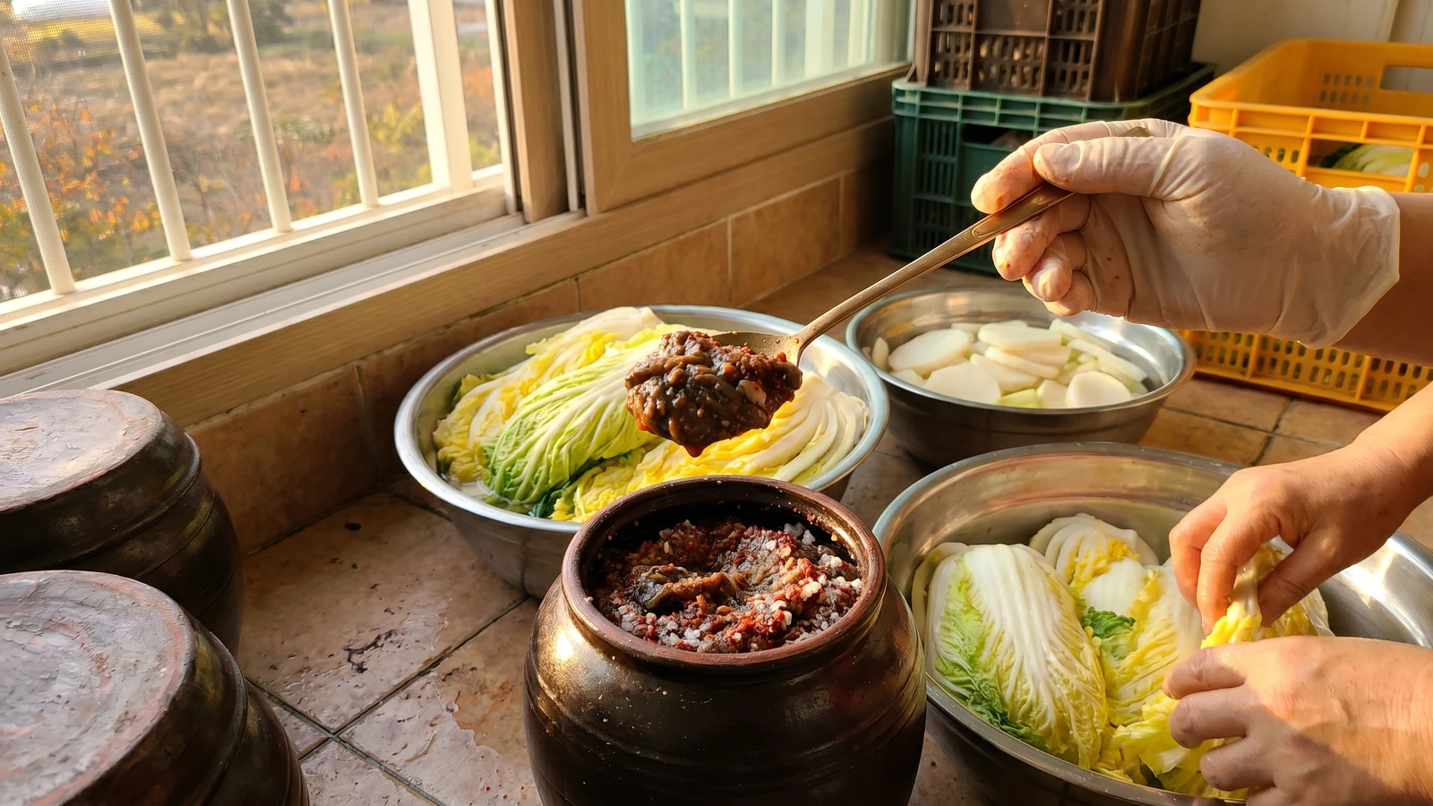Galchi-sokjeot (갈치속젓, Salted Hairtail Innards)