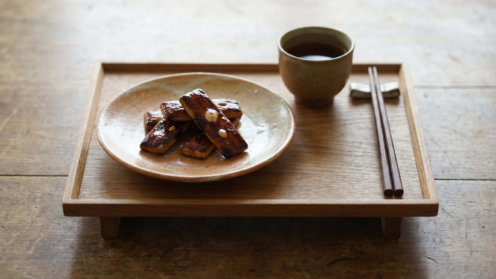 Soft Soy-Soaked Rice Crackers (ぬれせんべい, Nure Senbei)