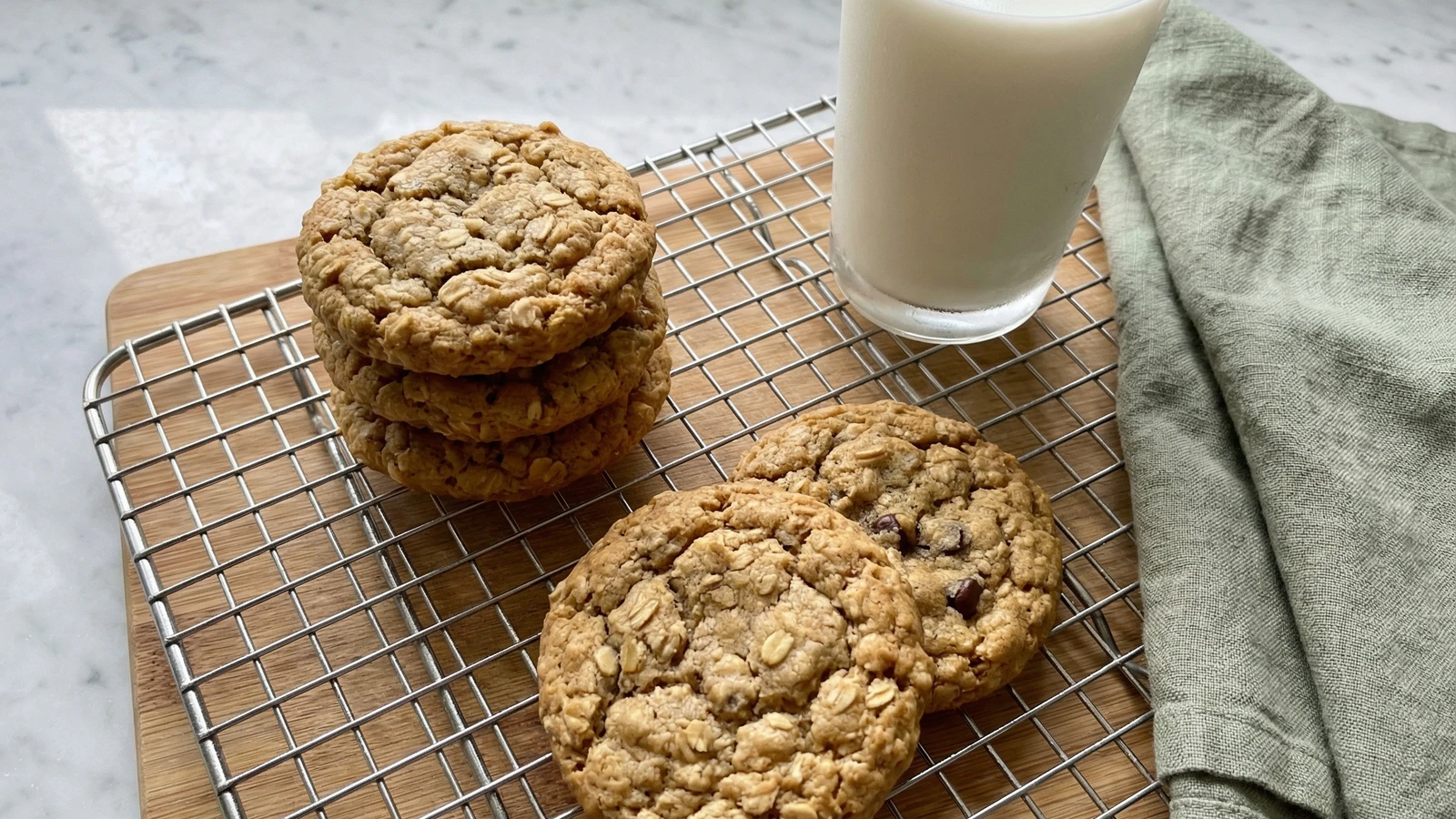 Oatmeal Peanut Butter Banana Cookies