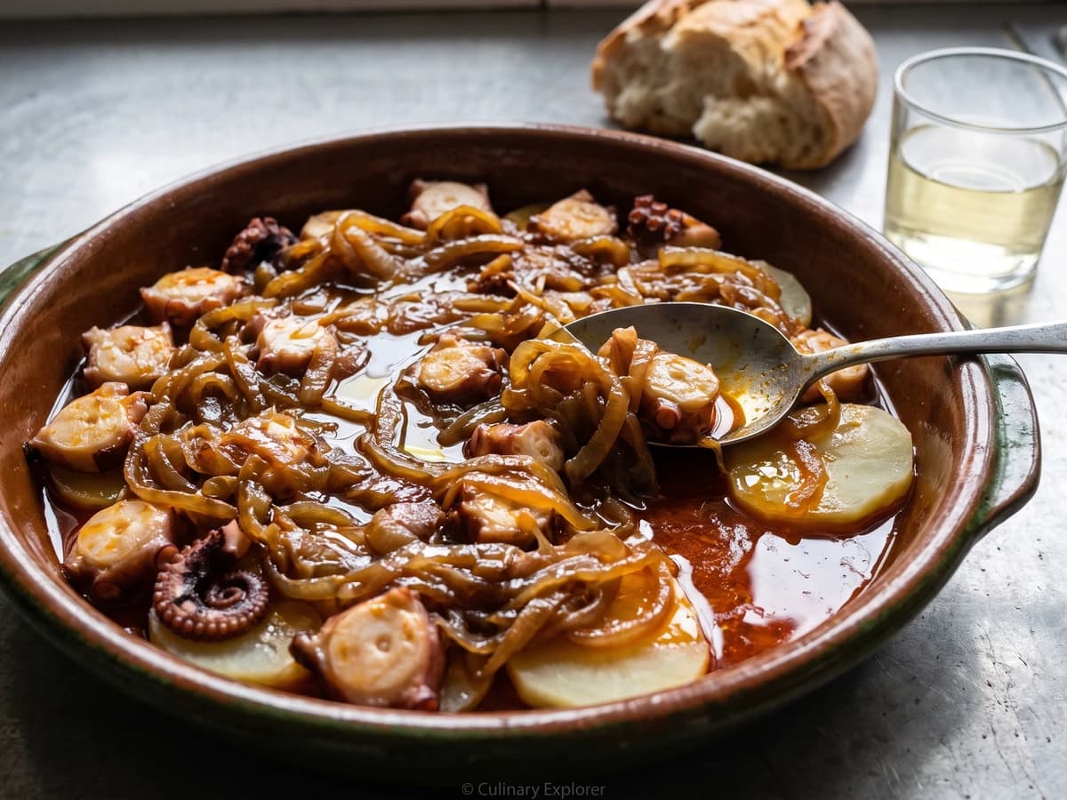 Pulpo Encebollado Gallego - Chef Isabel