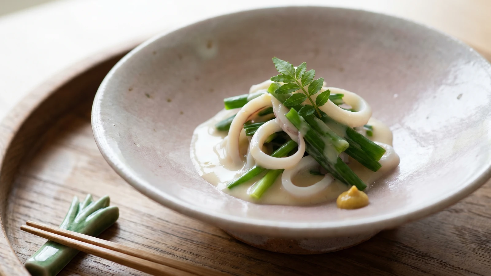 Squid and Wakegi with Vinegared Miso (いかとわけぎのぬた, Ika to Wakegi no Nuta)