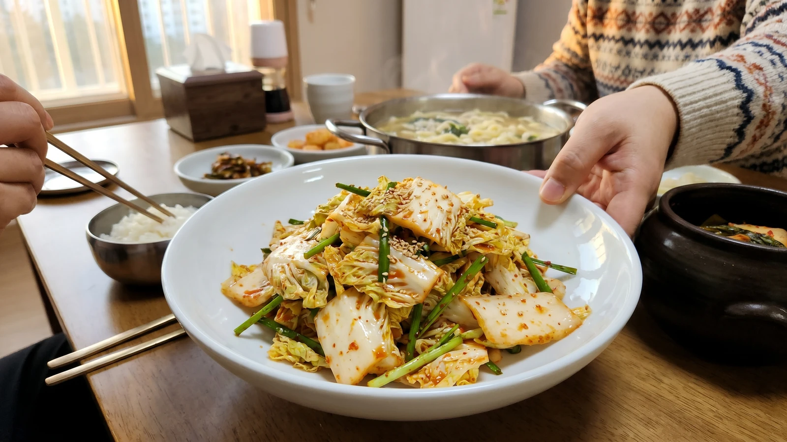 Baechu-geotjeori (Fresh Napa Cabbage Salad)