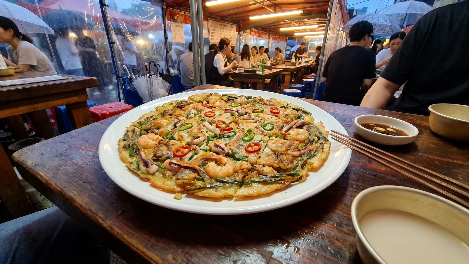 Haemul-pajeon (해물파전, Seafood Scallion Pancake)