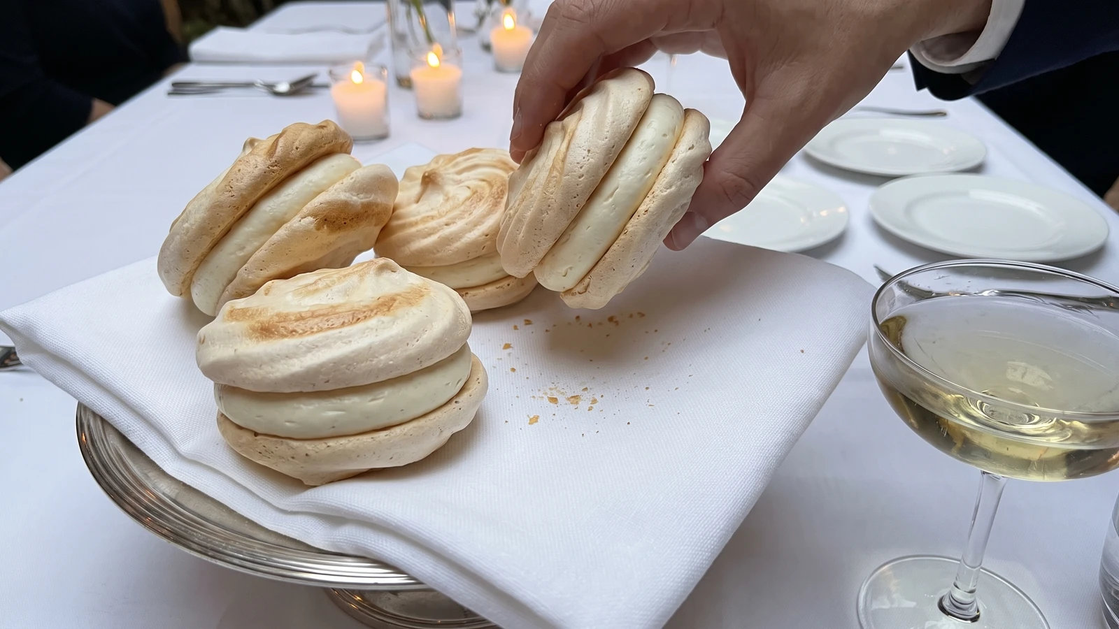 Garnished Meringues