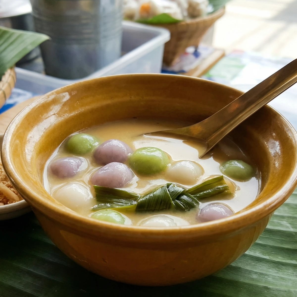 Sticky Rice Dumplings in Coconut Cream (Bua Loi)