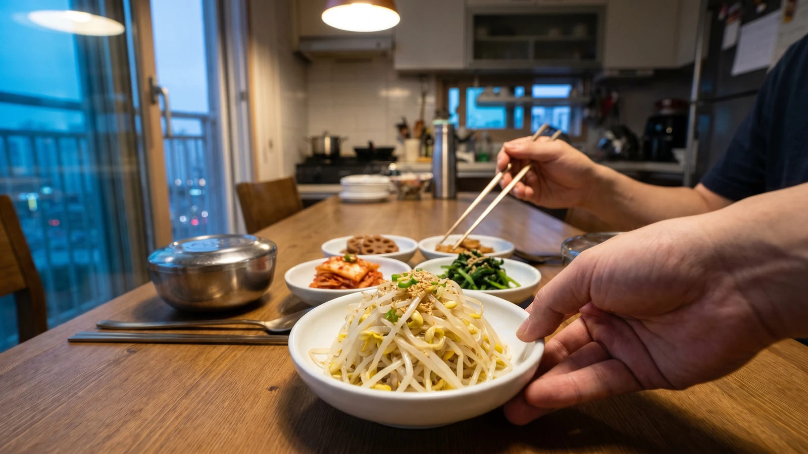 Sukju-namul (Seasoned Mung Bean Sprouts)