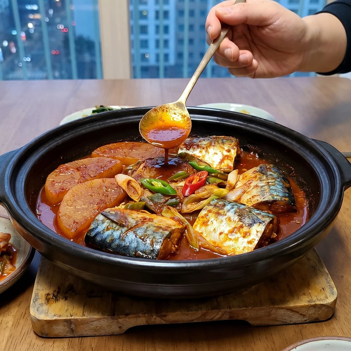 Godeungeo-jorim (Braised Mackerel)