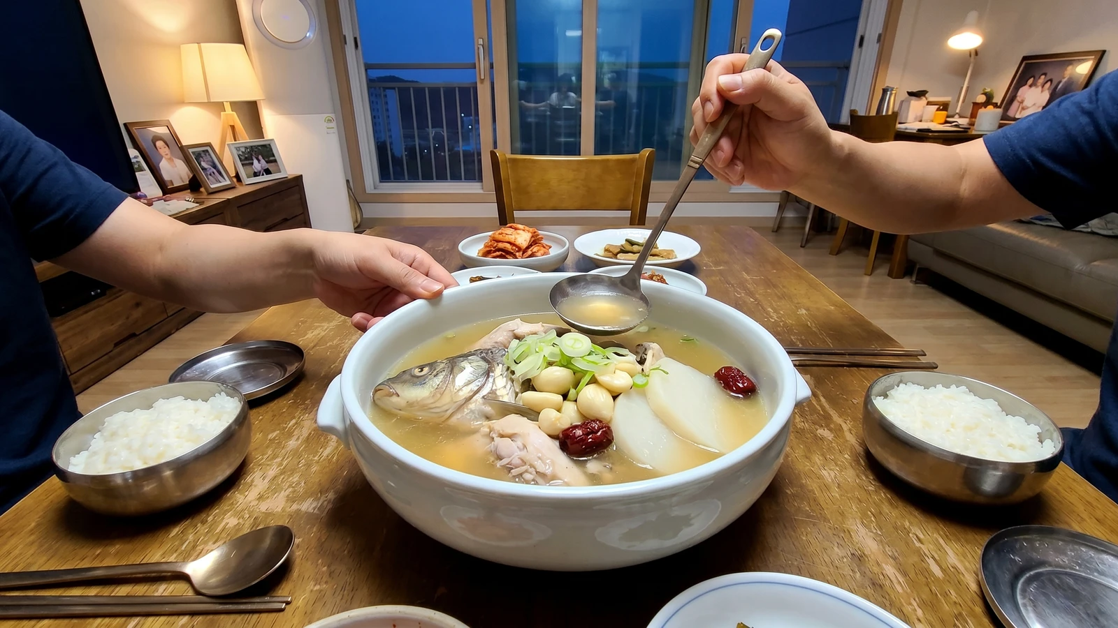 Yongbong-tang (Dragon and Phoenix Soup)