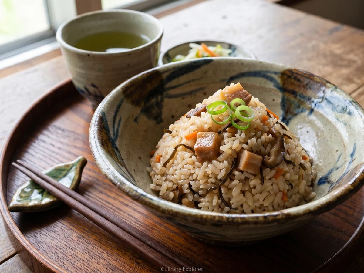 Jūshī (ジューシー, Okinawan mixed rice) - Chef Takumi