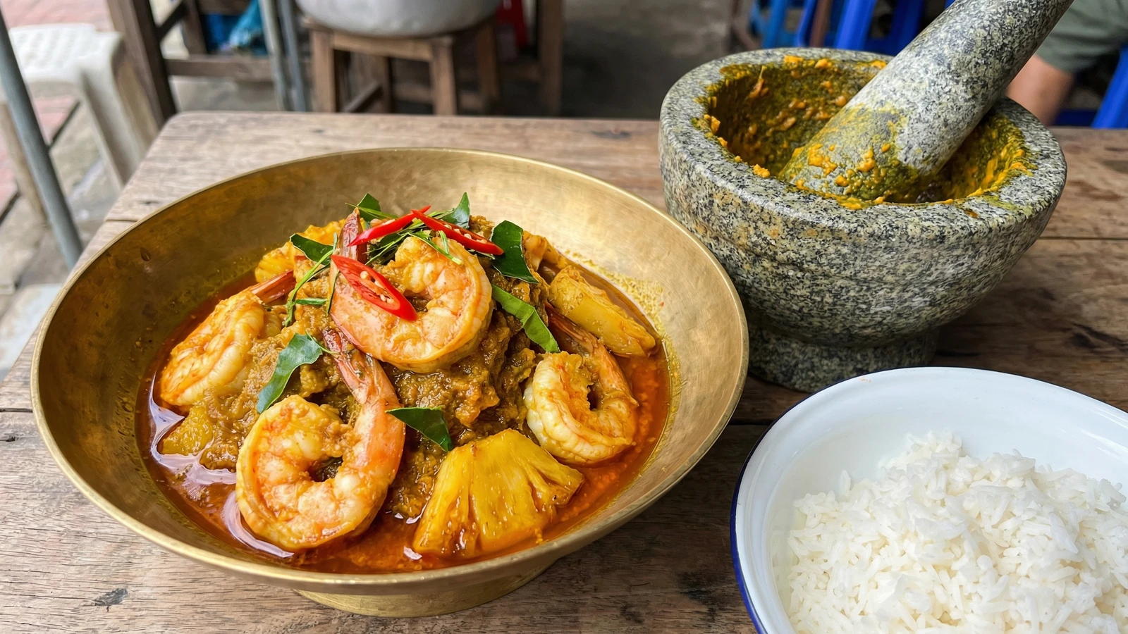 Thick Shrimp Dry Curry (Gaeng Khua Goong)