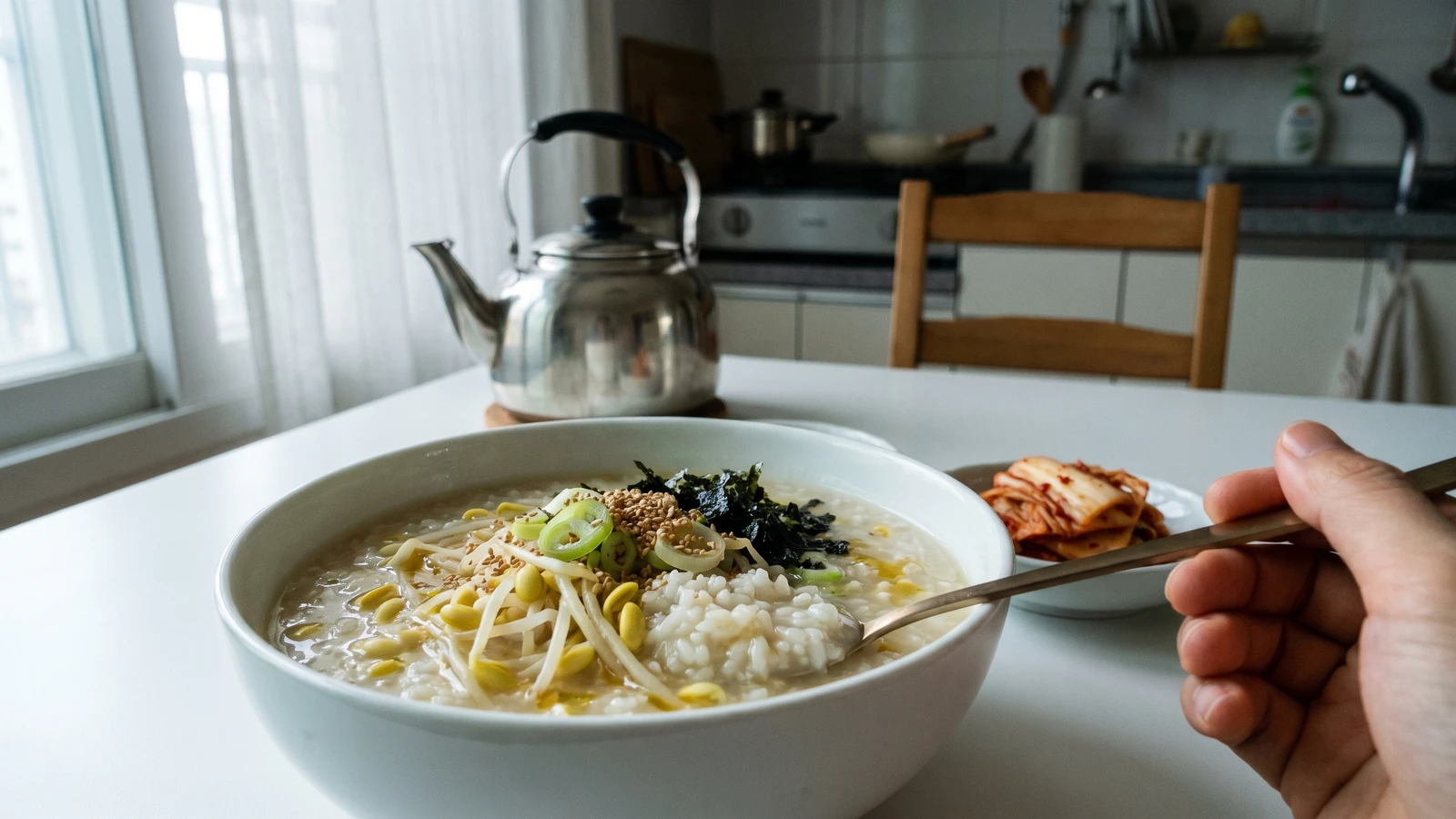 Kongnamul-juk (Bean Sprout Porridge)