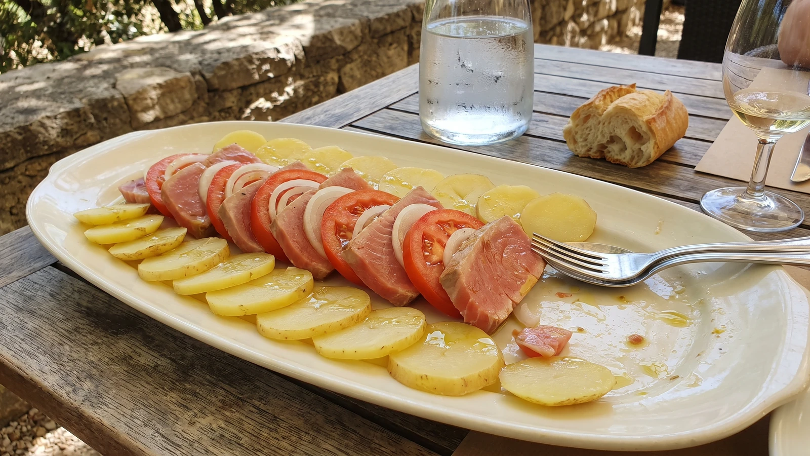 Tunny with Tomatoes