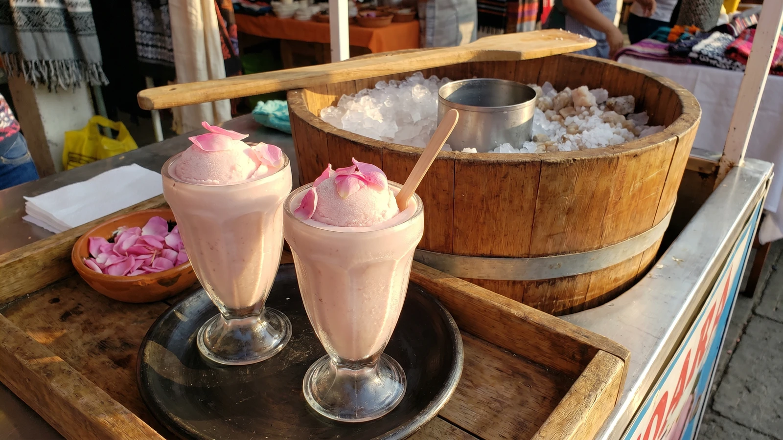Nieve de Pétalos de Rosa