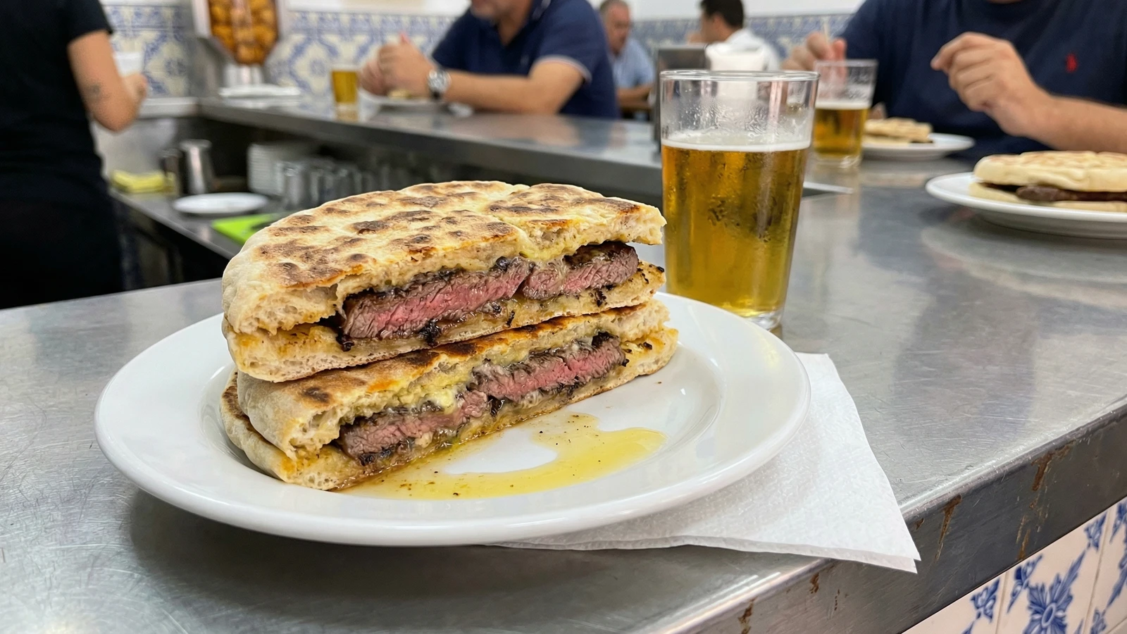 Prego em Bolo do Caco