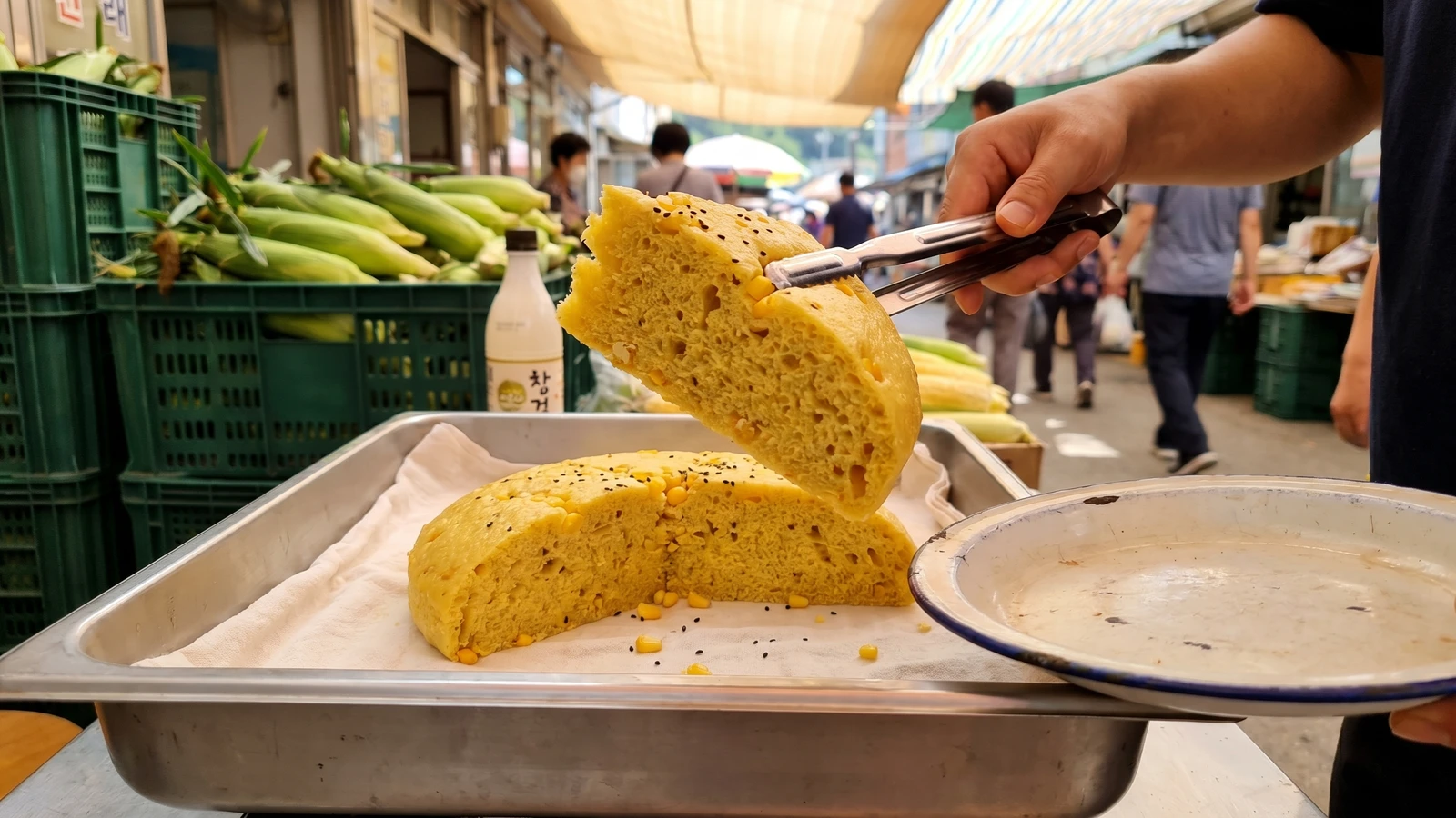 Oksusu-sulppang (Corn Makgeolli Steamed Bread)