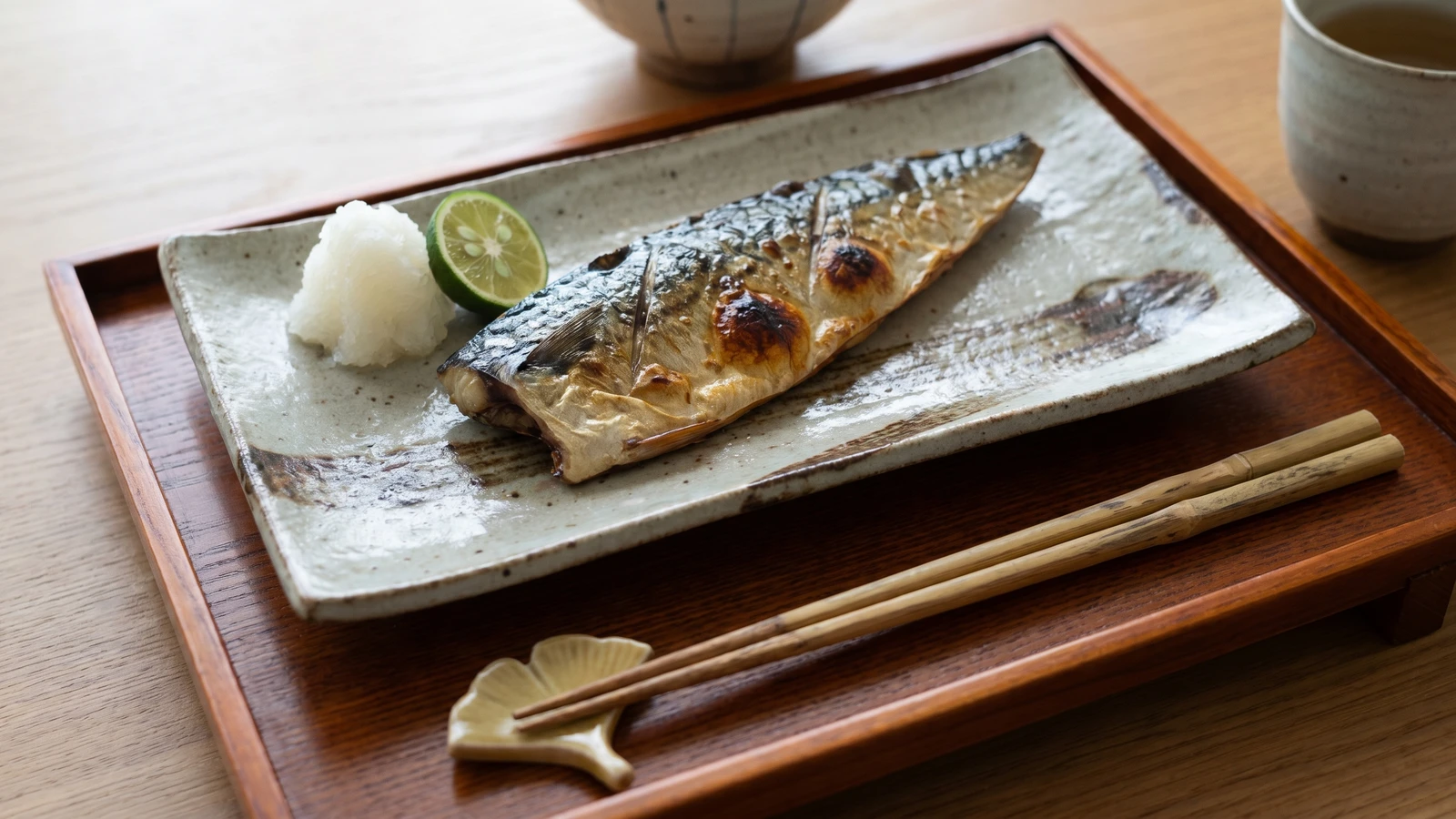 Salt-Grilled Mackerel (鯖の塩焼き, Saba no Shioyaki)