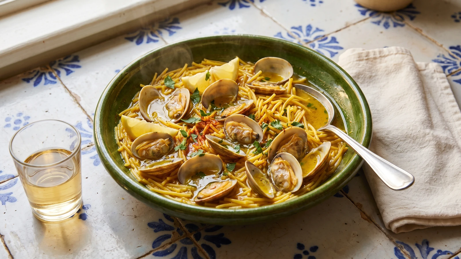 Fideos con Almejas a la Andaluza