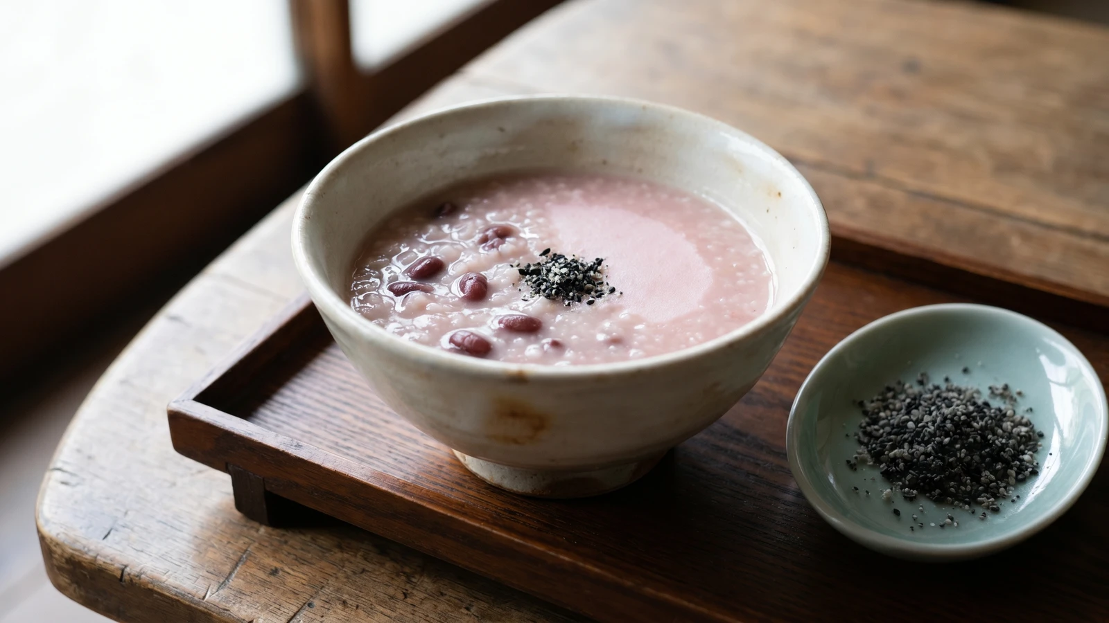 Azuki-gayu (小豆粥, red bean porridge)