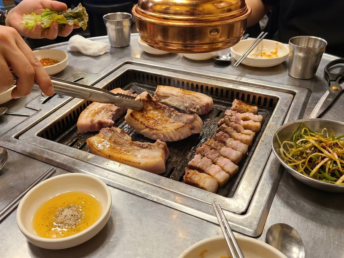 Hangjeongsal-gui (항정살구이, Grilled Pork Jowl) - Chef Jeong-sun