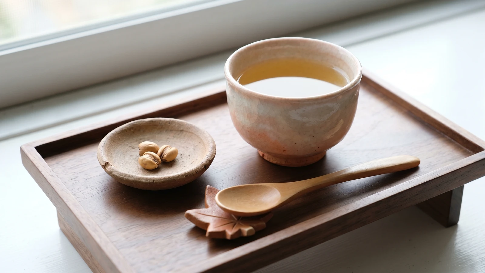 Job's Tears Tea (はと麦茶, Hatomugi-cha)