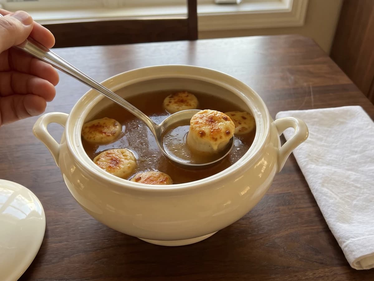 Consommé aux Diablotins - Chef Juliette