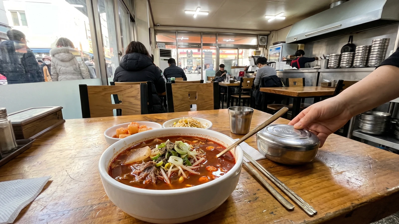 Ttaro-gukbap (Daegu Separated Rice Soup)