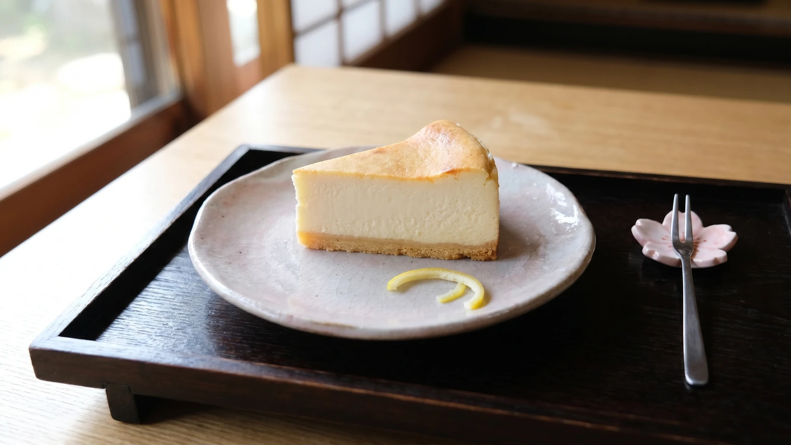 Baked Cheesecake (ベイクドチーズケーキ)