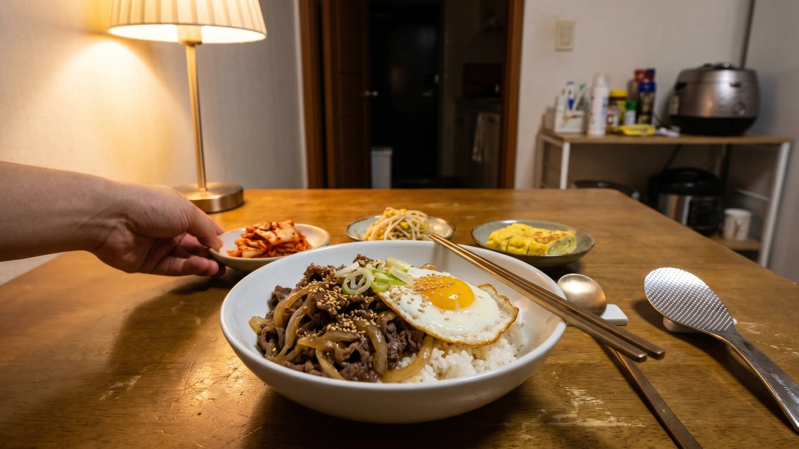 Bulgogi-deopbap (Bulgogi Rice Bowl)