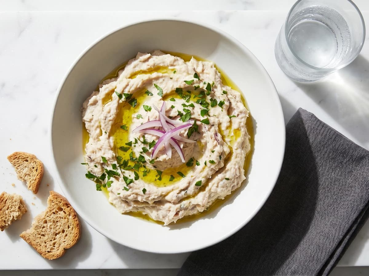 Cretan Reggosalata (Ρεγγοσαλάτα Κρήτης)