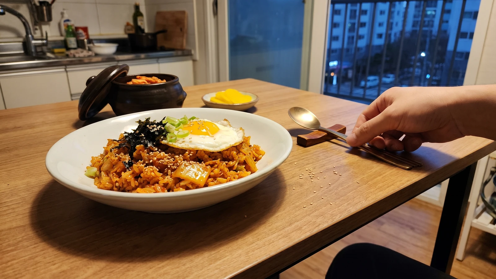 Kimchi-bokkeumbap (Kimchi Fried Rice)