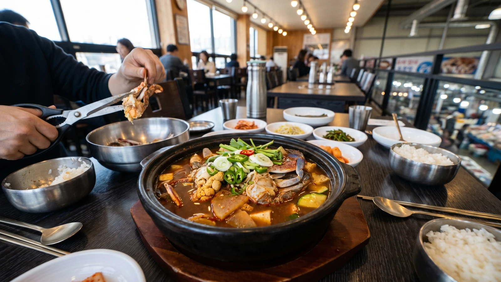Kkotge-jjigae (꽃게찌개, Blue Crab Stew)