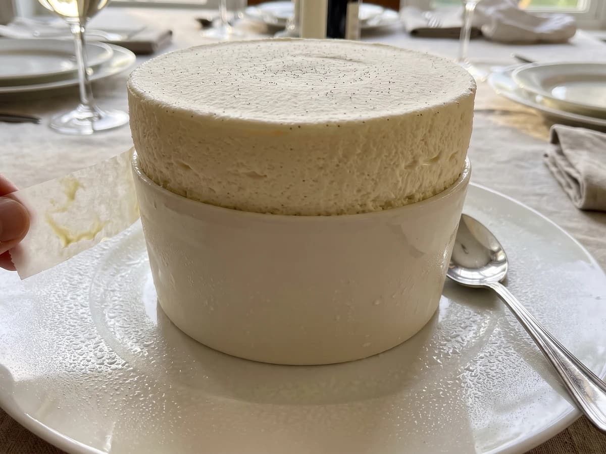 The Moulding of Large and Small Iced Soufflés - Chef Juliette